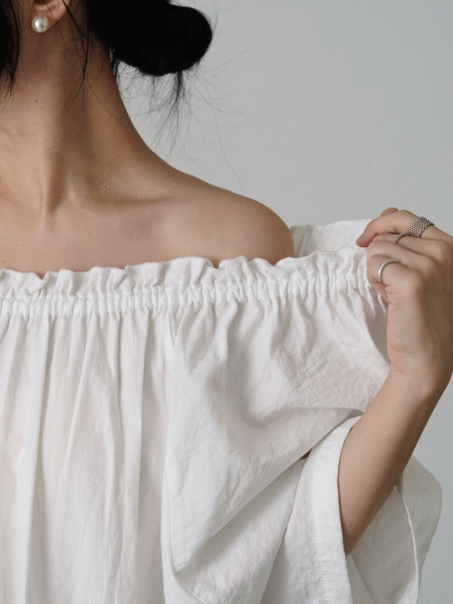 Ruffle Collar Tunic Dress in White